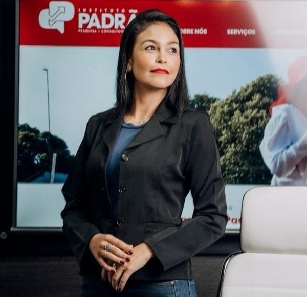 CAMILA BRITO - Instituto Padrão - Pesquisa de Opinião Pública